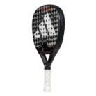 SkiS1osGTc1Q2wX8an55R77CeXi2Mm-metaUmFxdWV0dGUtZGUtcGFkZWwtQWRpZGFzLUNyb3NzLUl0LTIwMjUtM3F1YXJ0XzEyMDB4LndlYnA=-